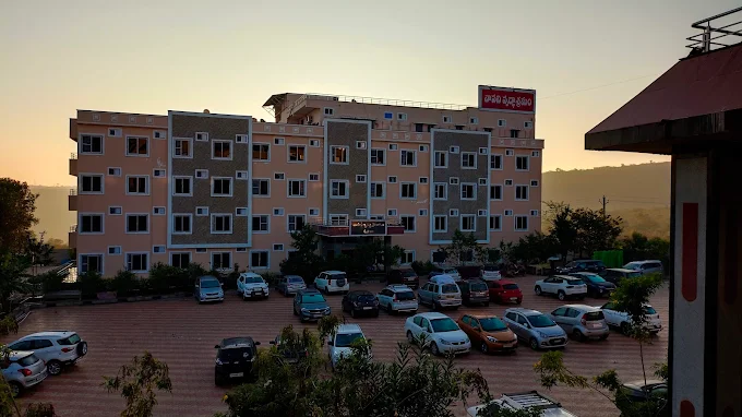 Narahari Theertha Vasathi GruhaActivities